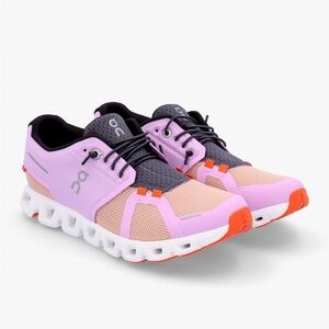 WOMENS ON CLOUD 5 PLUSH TRAINERS FIJI ROSE EUC size 6.5